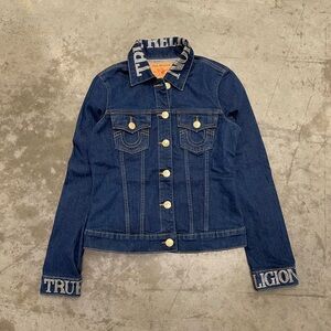 NWT True Religion 202544 Women’s Denim Jean Jacket Raw Denim Bedazzled Size M